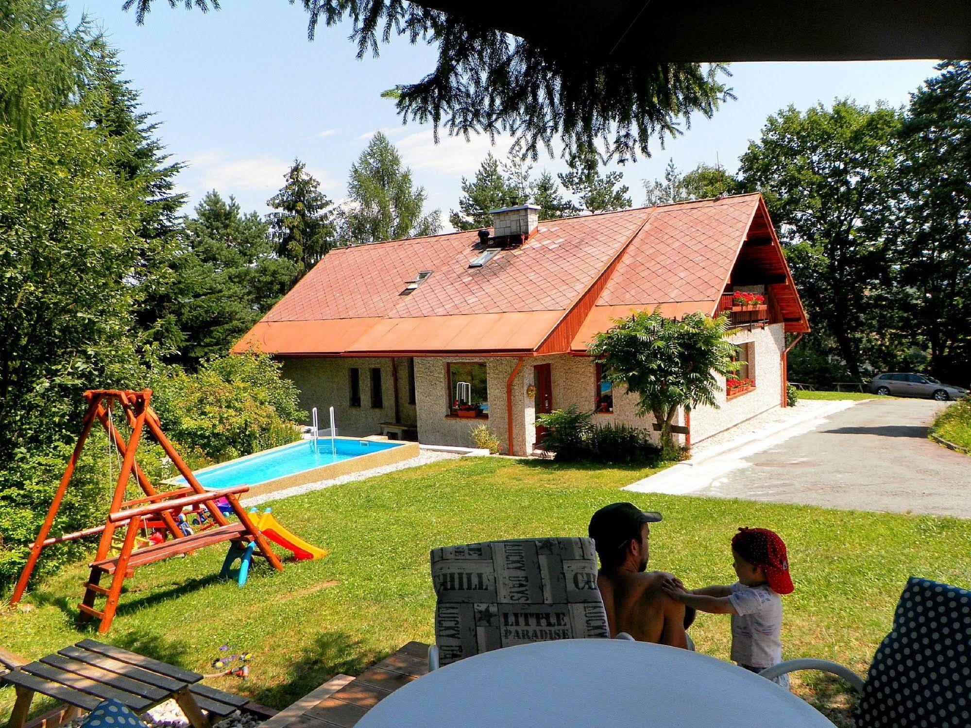 Penzion Bor Náchod Dış mekan fotoğraf